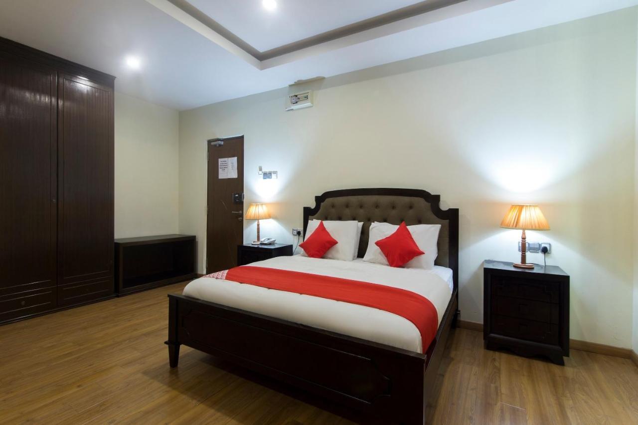 Capital O 90653 Maxwell Inn Boutique Hotel Тайпинг Екстериор снимка