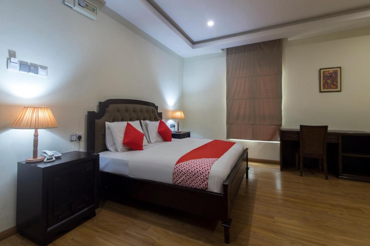 Capital O 90653 Maxwell Inn Boutique Hotel Тайпинг Екстериор снимка
